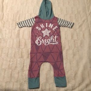 Rags to Raches one piece romper 12-18mo